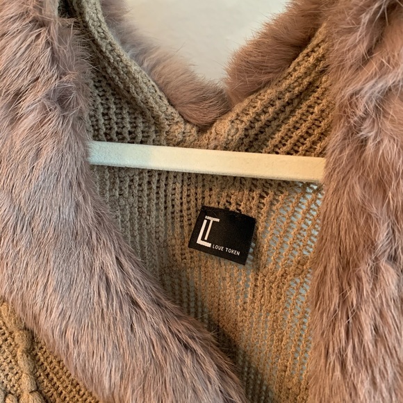 LOVE TOKEN Rabbit Fur Trim & Knit Cardigan - Picture 6 of 8